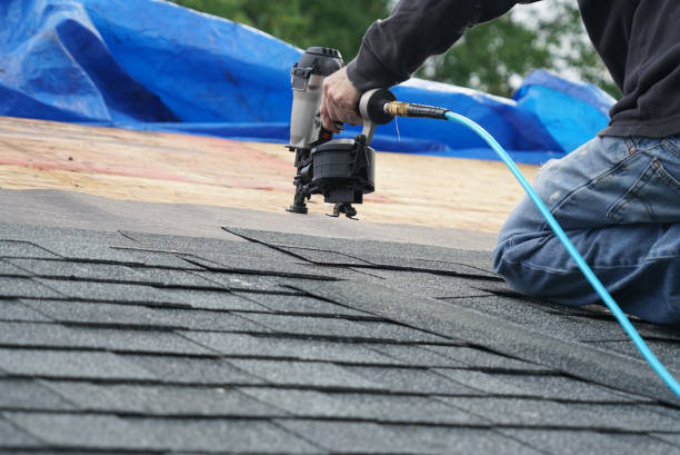 Best Best Roofing Contractors  in Thompsonville, CT